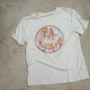 Large soft brand new tee